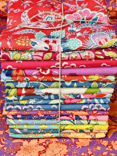 Tilda Patchwork Baumwolle - Bloomsville Rot - Halbe Meter Zuschnitte - 8 Meter
